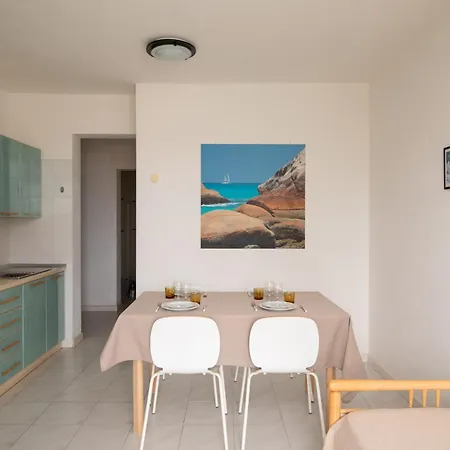 Summer Bunte Apartman Olbia